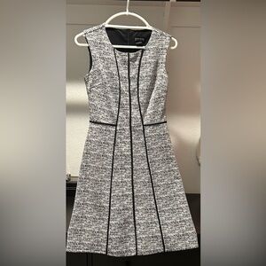 Sleeveless black and white dress